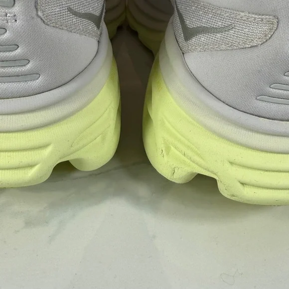 Hoka One OneBondi 8 Nimbus Cloud Luminary Green Running Shoes 1127952 Womens 12B - Picture 6 of 16